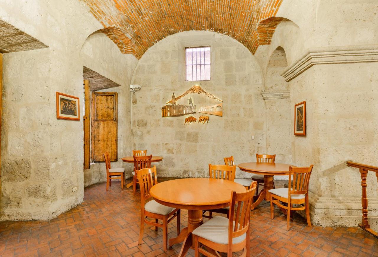 Hotel Los Tambos Colonial Арекуипа Екстериор снимка